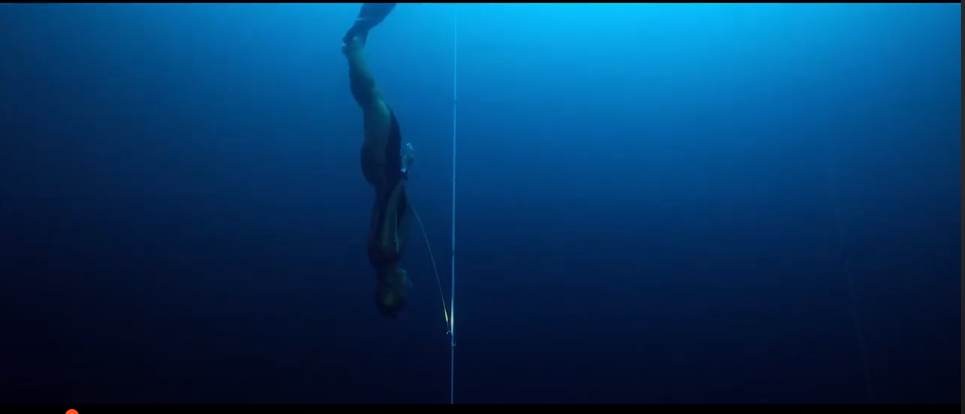 Какой рекорд задержки дыхания под водой?